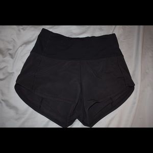 Lululemon Hotty Hot shorts